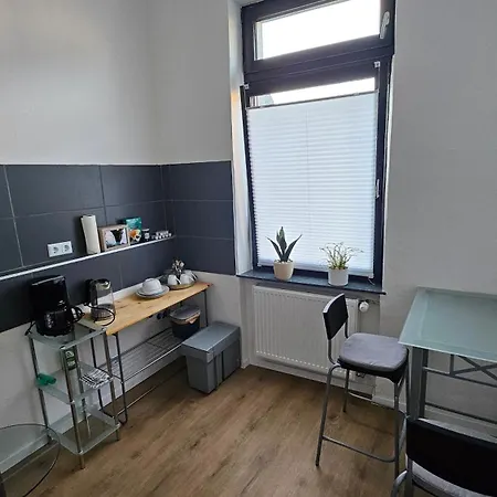 Zentrale, Ruhige Fewo In Einem Stadthaus Nahe Bahnhof Apartamento *