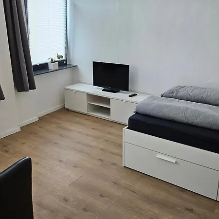 Zentrale, Ruhige Fewo In Einem Stadthaus Nahe Bahnhof