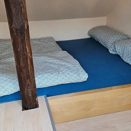 Zentrale, Ruhige Fewo In Einem Stadthaus Nahe Bahnhof Apartamento